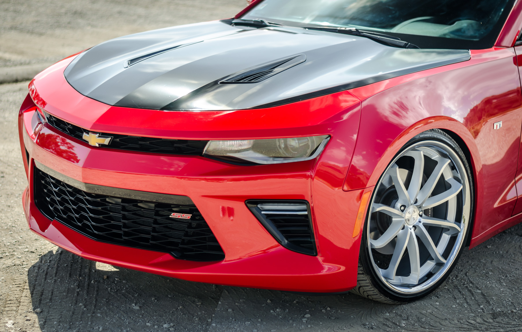 A 2016 Chevrolet Camaro SS on 22 Inch Blaque Diamond BD-23 Silver Wheels