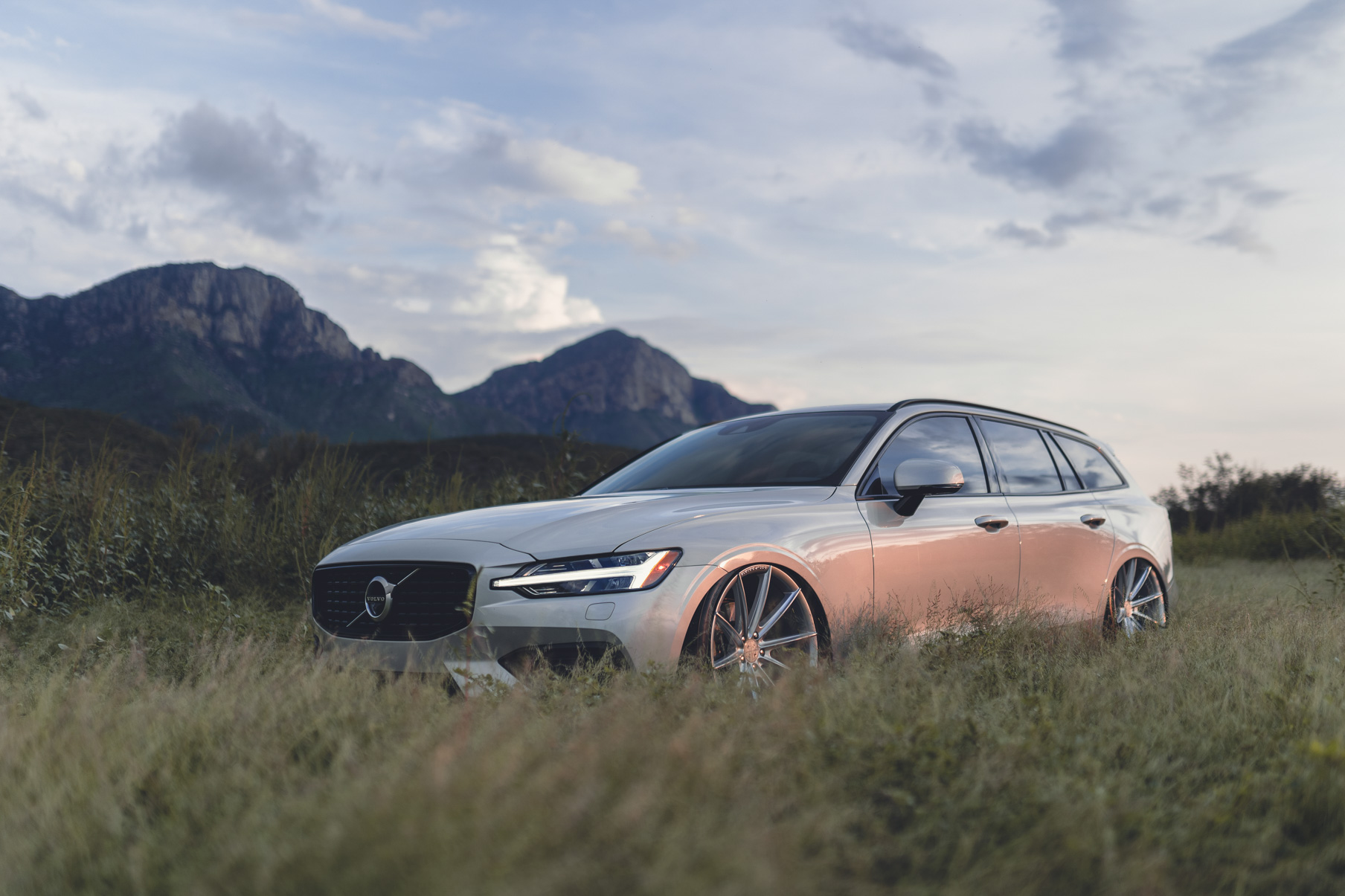 A 2020 Volvo V60 on Blaque Diamond BD-11 Gloss Silver Wheels