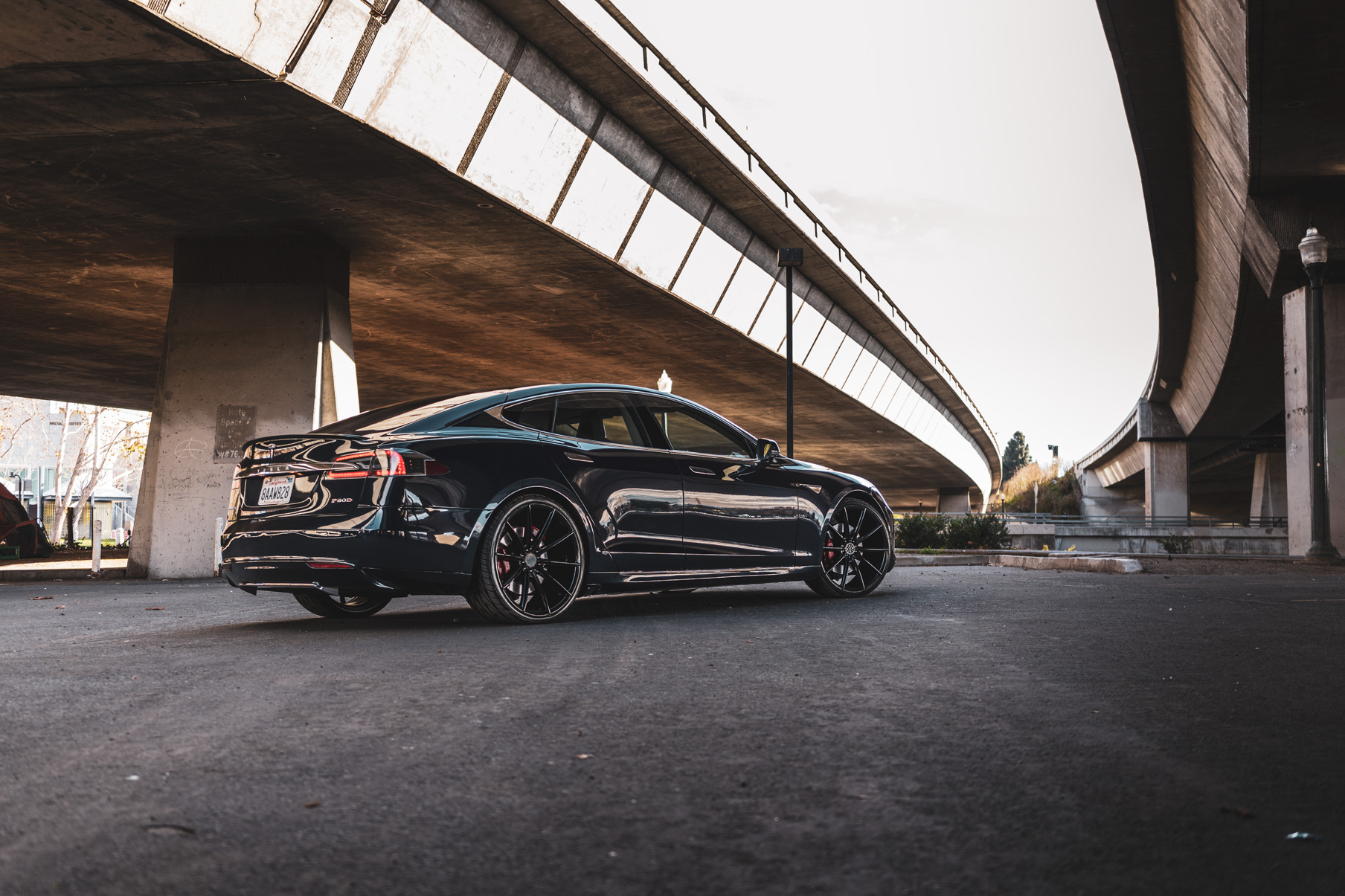 A 2016 Tesla Model S on 20 Inch Blaque Diamond BD-11 Gloss Black Wheels