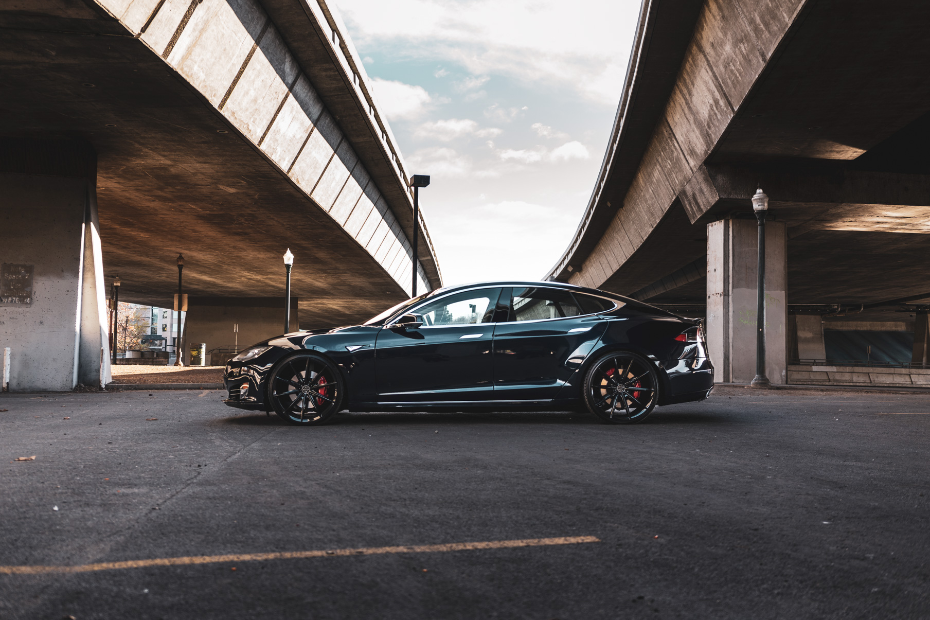 A 2016 Tesla Model S on 20 Inch Blaque Diamond BD-11 Gloss Black Wheels