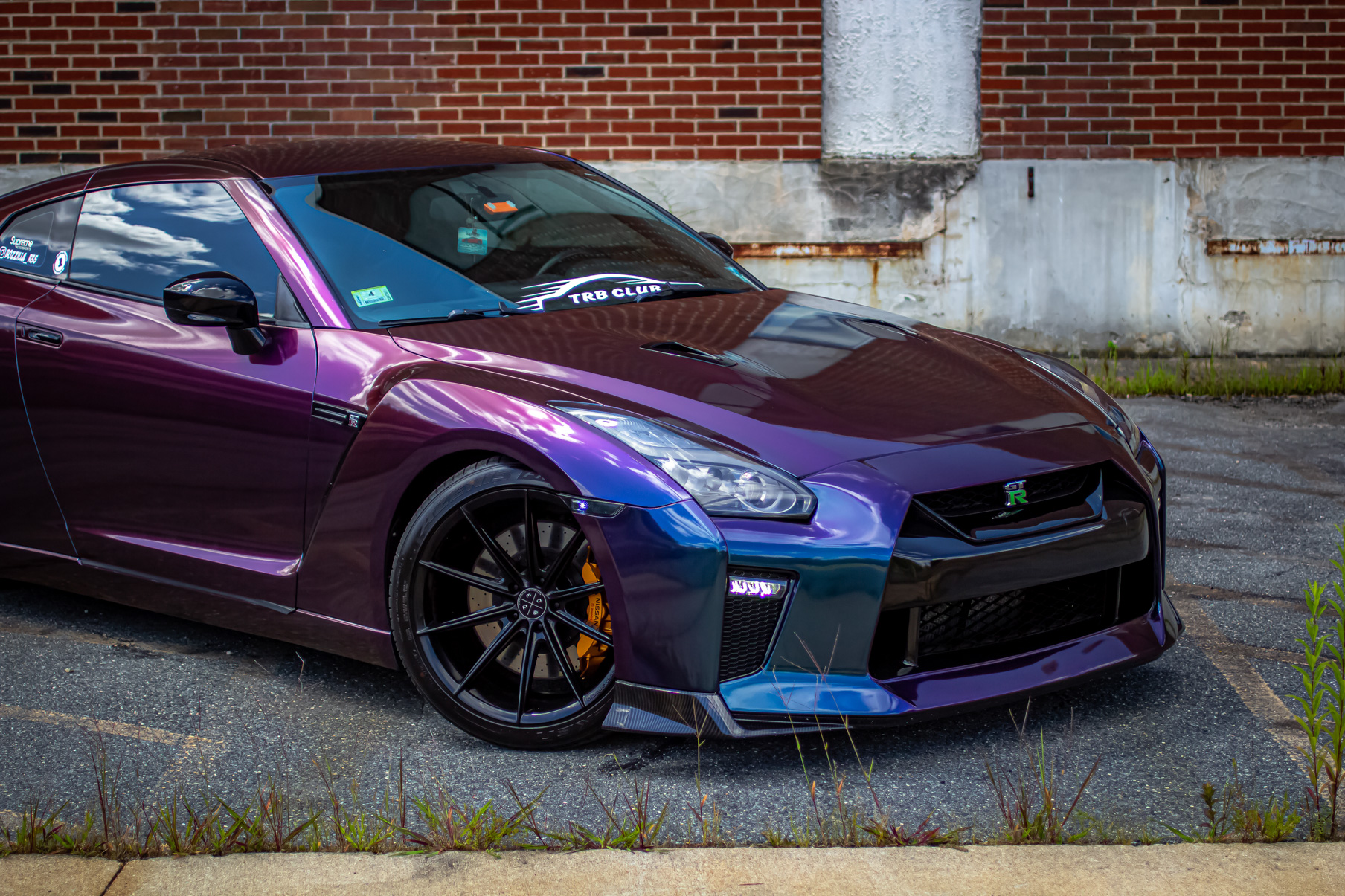 A 2016 Nissan GTR on 20 Inch Blaque Diamond BD-11 Gloss Black Wheels