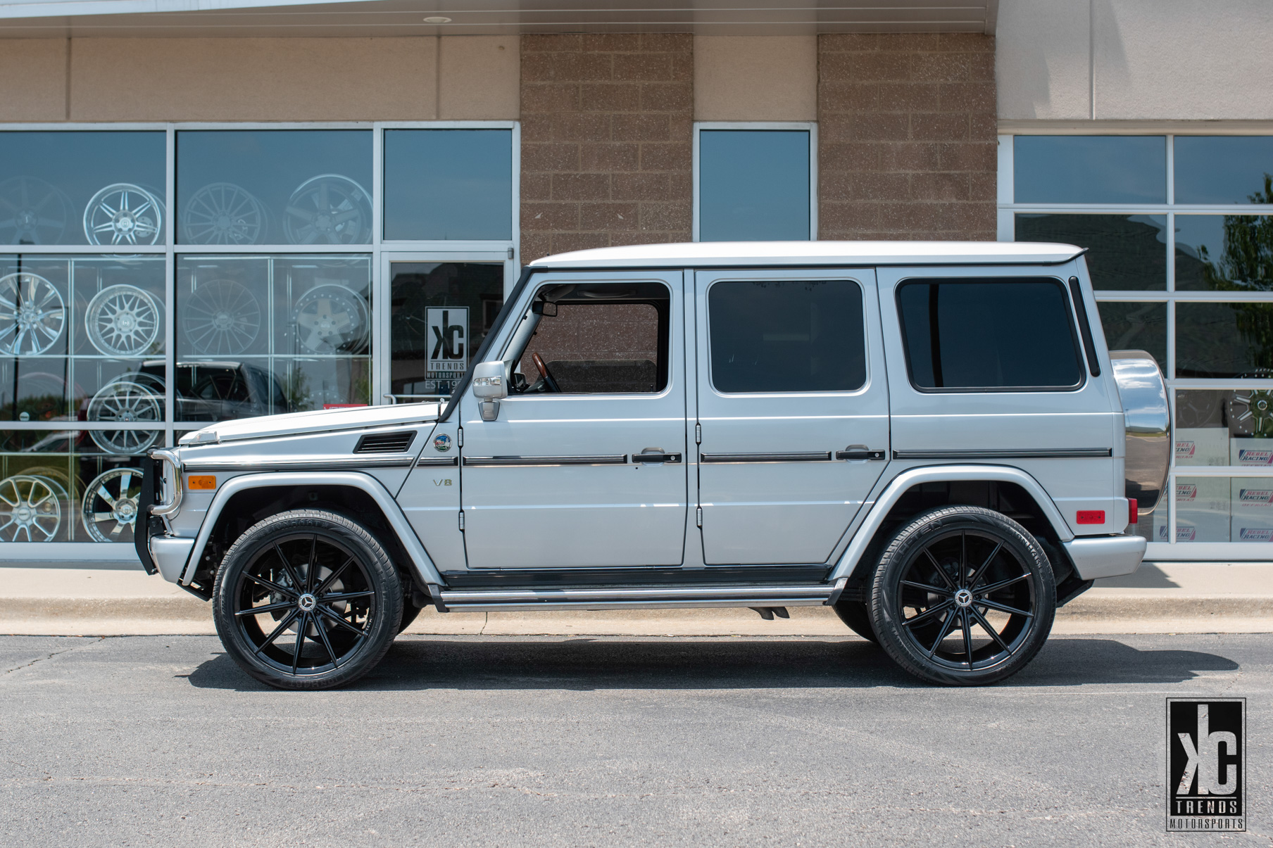 A 2015 Mercedes-Benz G Wagon G550 on Blaque Diamond BD-11 Gloss Black Wheels