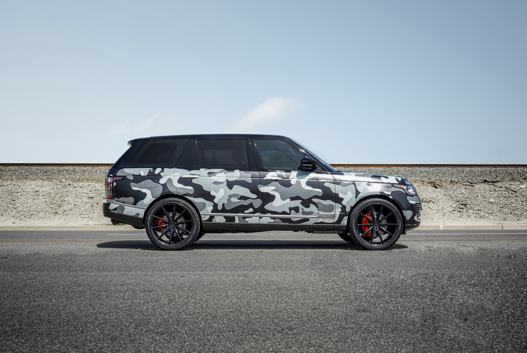 A 2018 Range Rover on 24 Inch Blaque Diamond on BD-11 Gloss Black Wheels