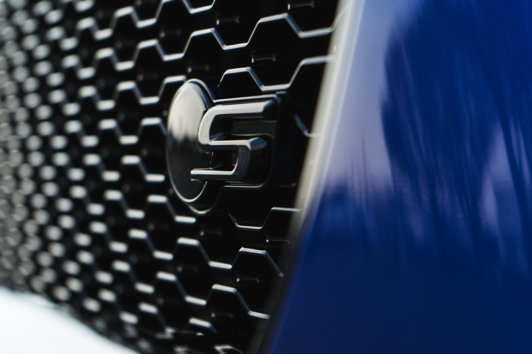 A 2018 Jaguar F on 22 Inch Blaque Diamond BD-11 Gloss Black Wheels