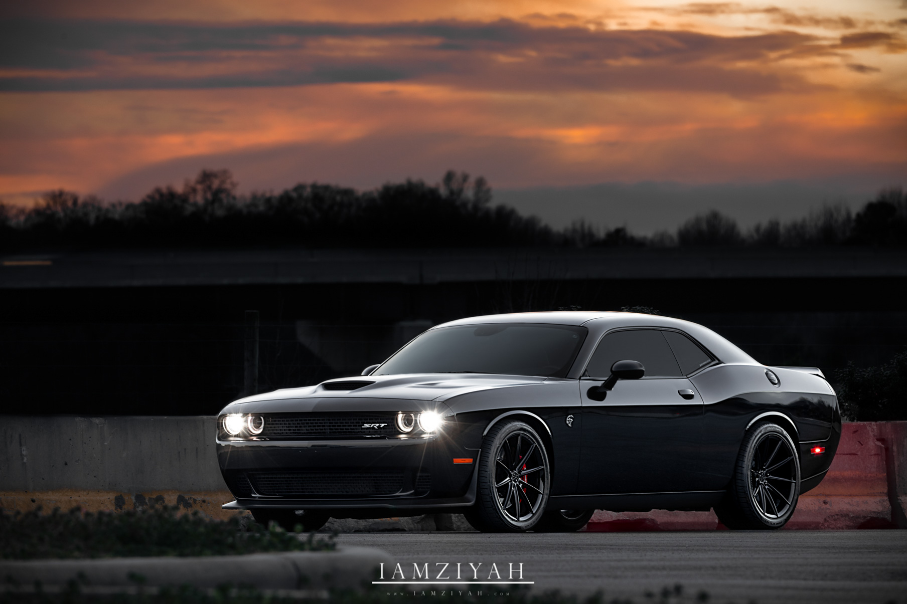 A 2018 Dodge Hellcat on 20 Inch Blaque Diamond BD-11 Gloss Black Wheels