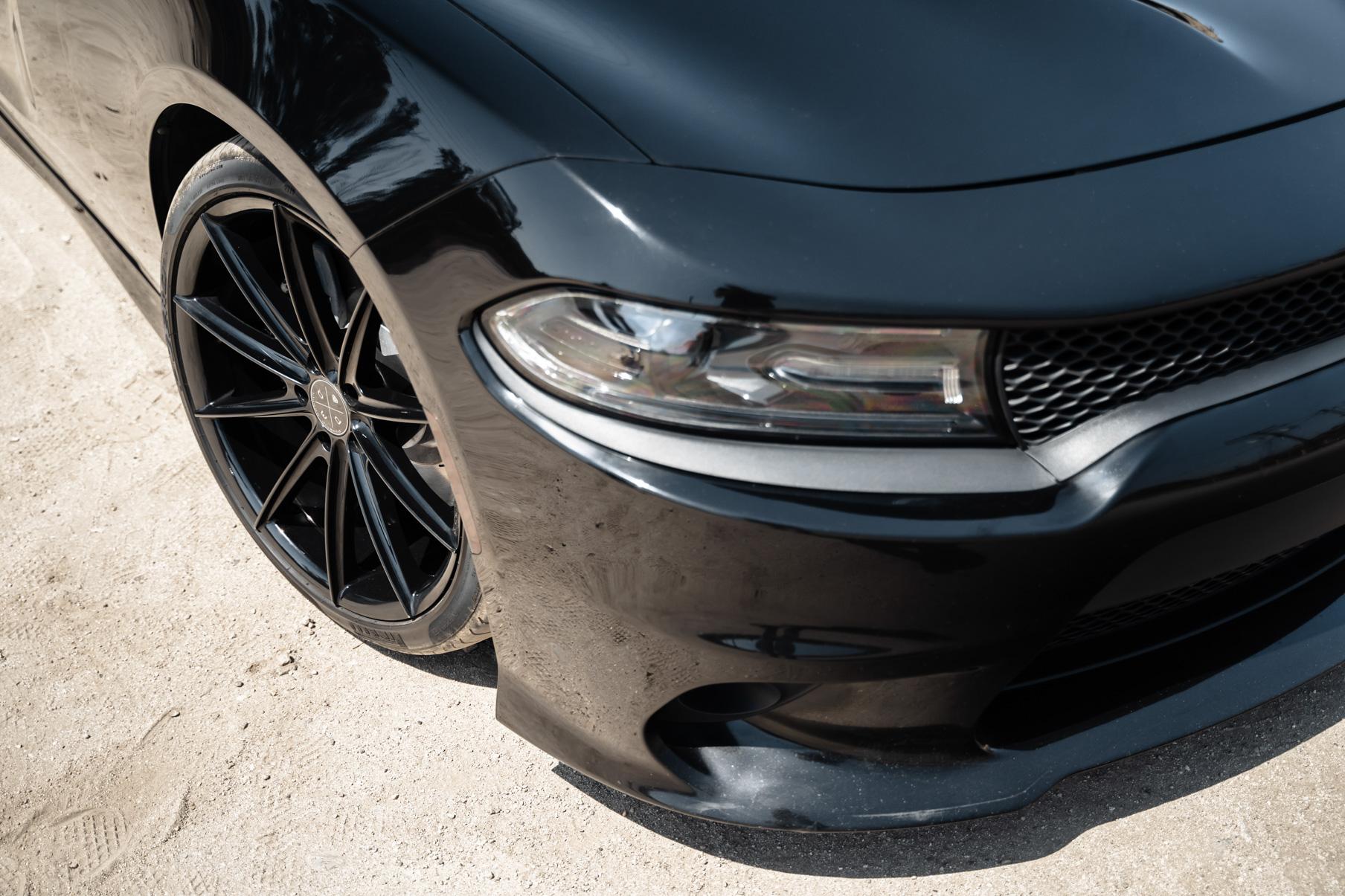 A 2018 Dodge Charger on 20 Inch Blaque Diamond BD-11 Gloss Black Wheels