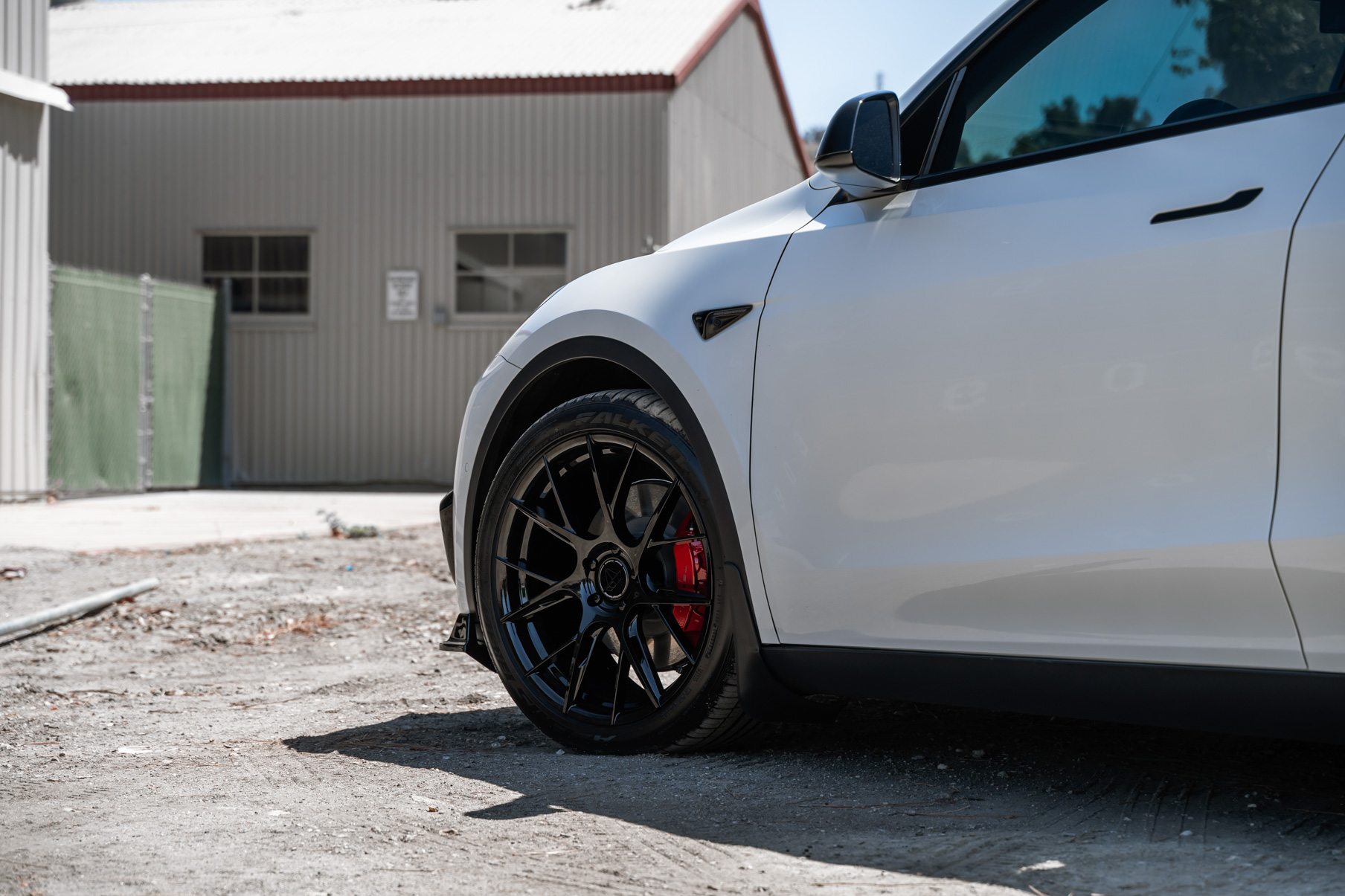 A 2020 Tesla Model Y on 20 Inch Blaque Diamond BD-F18 Gloss Black Wheels