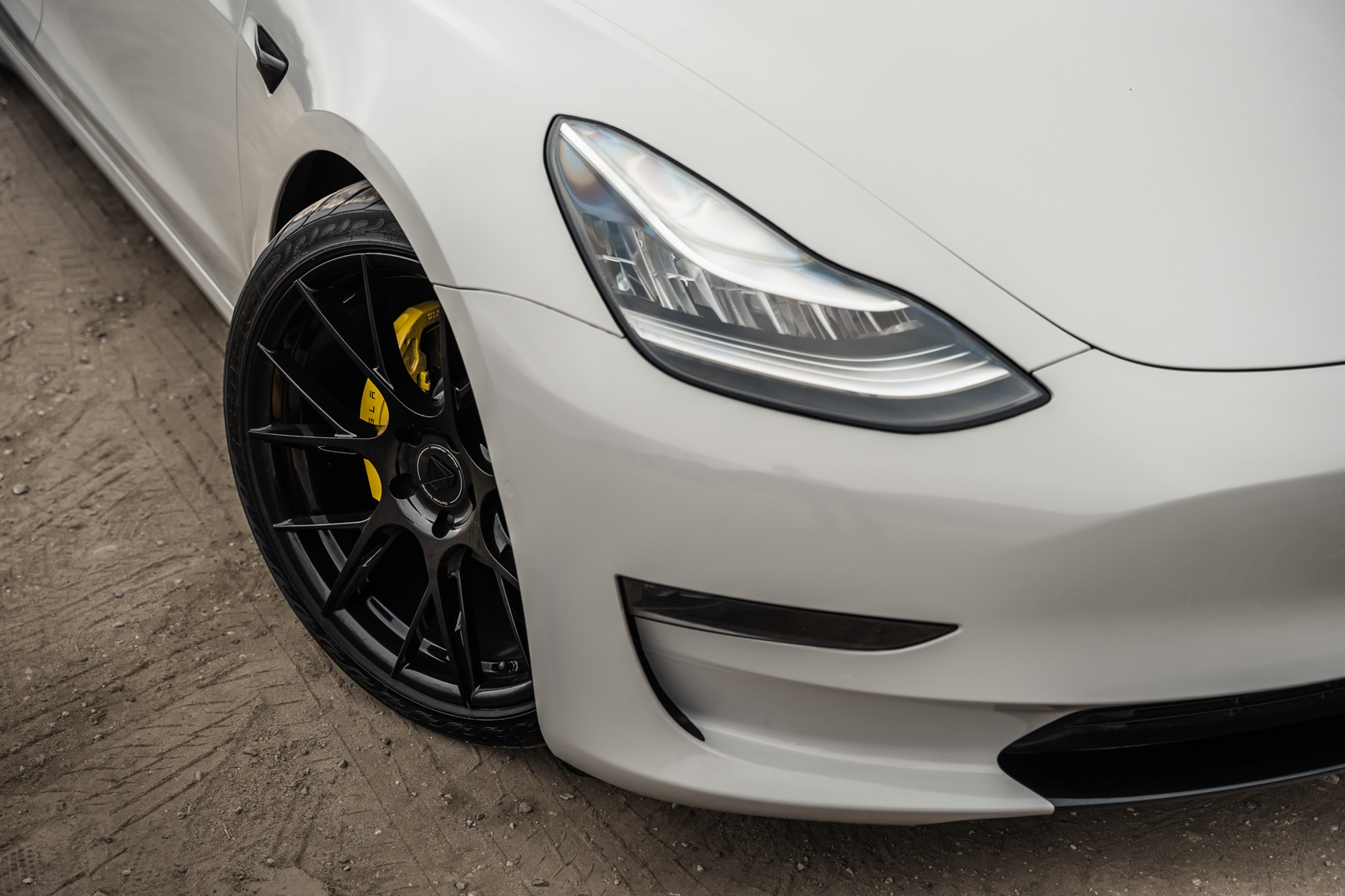 A 2020 Tesla Model 3 on 20 Inch Blaque Diamond BD-F18 Gloss Black Wheels