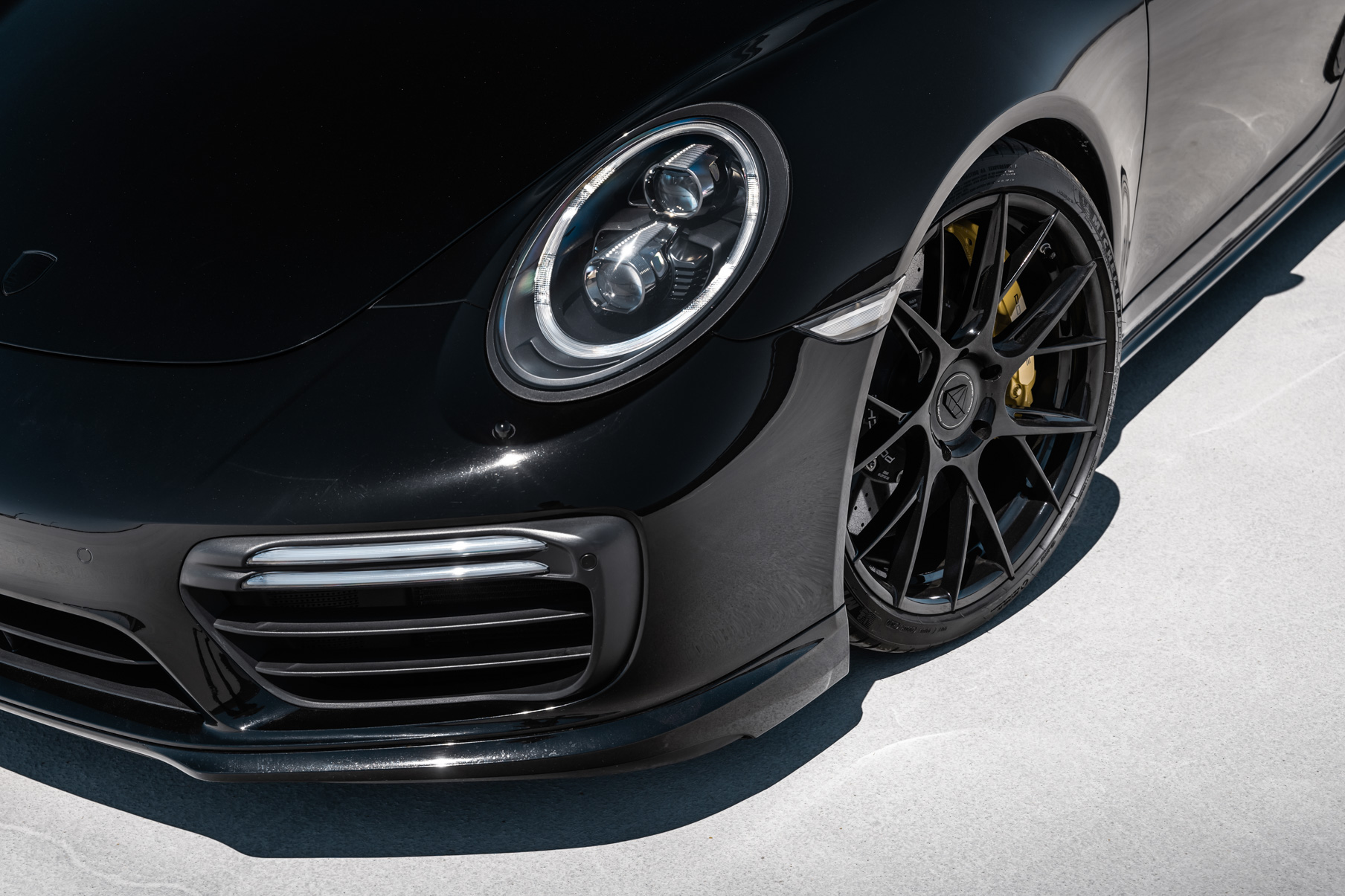 A 2018 Porsche 911 Turbo S on Blaque Diamond BD-F18 Gloss Black Wheels