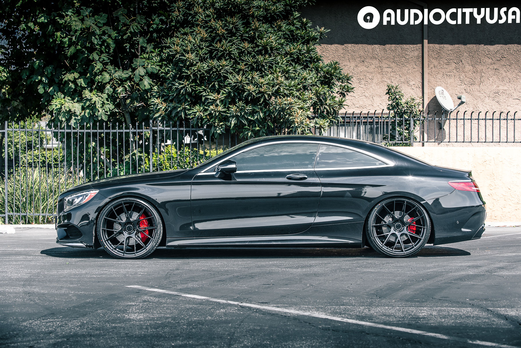 A 2015 Mercedes-Benz S550 on Blaque Diamond BD-F18 Gloss Black Wheels