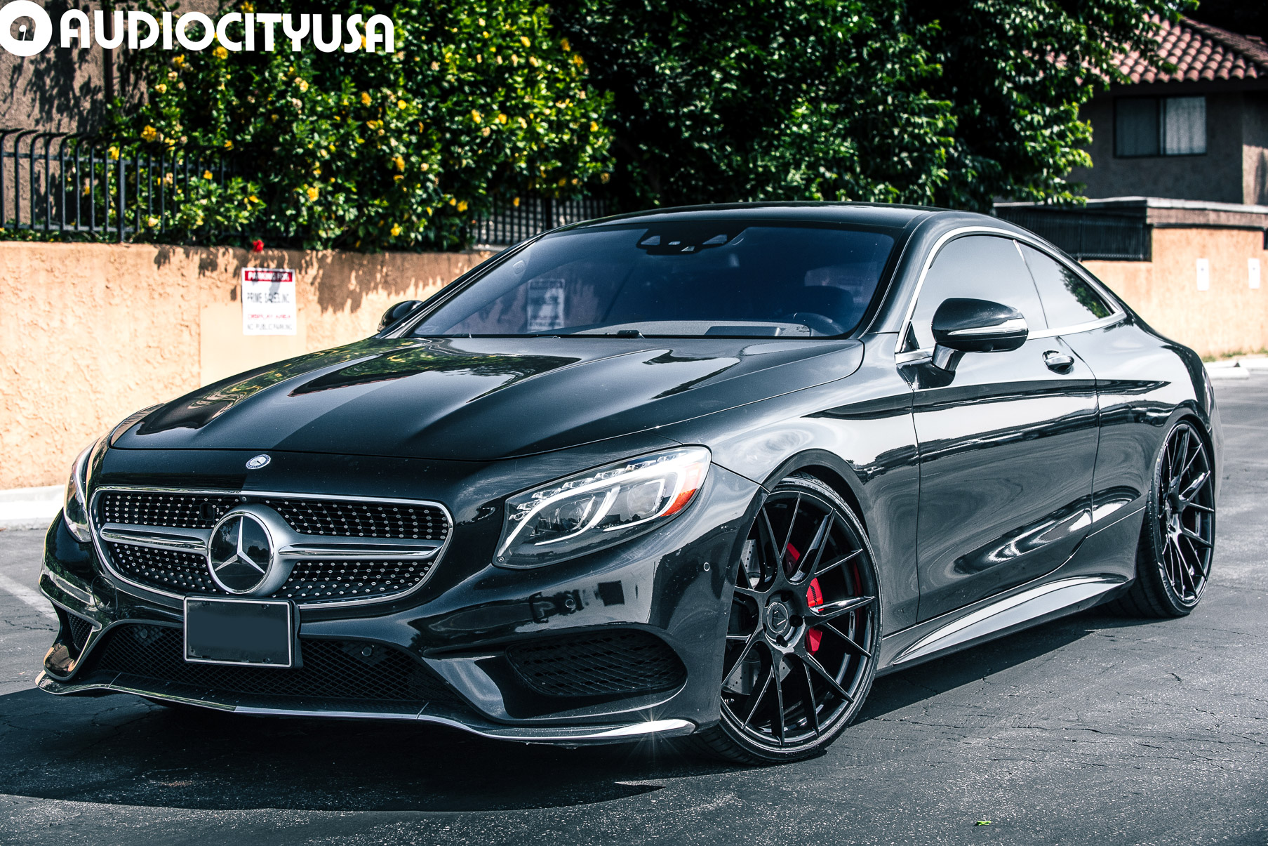 A 2015 Mercedes-Benz S550 on Blaque Diamond BD-F18 Gloss Black Wheels