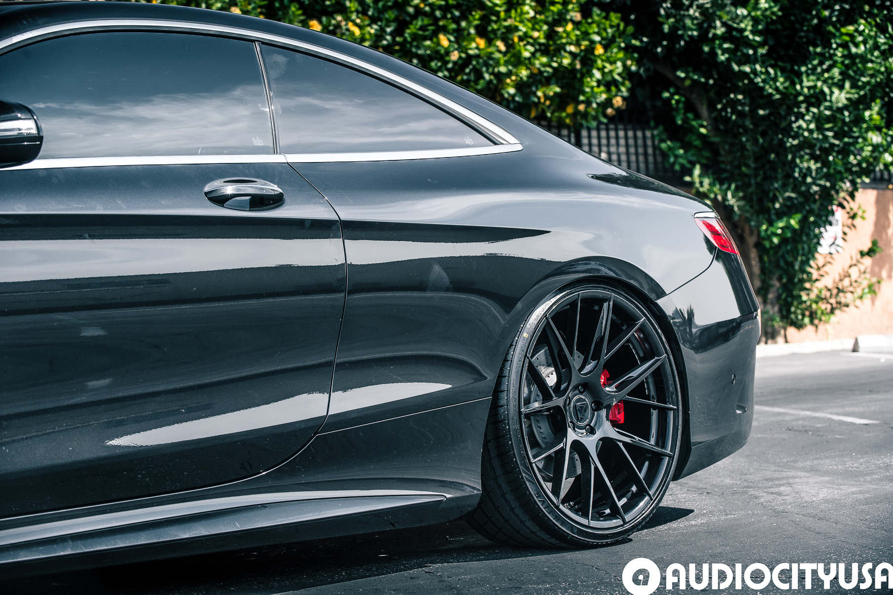 A 2015 Mercedes-Benz S550 on Blaque Diamond BD-F18 Gloss Black Wheels