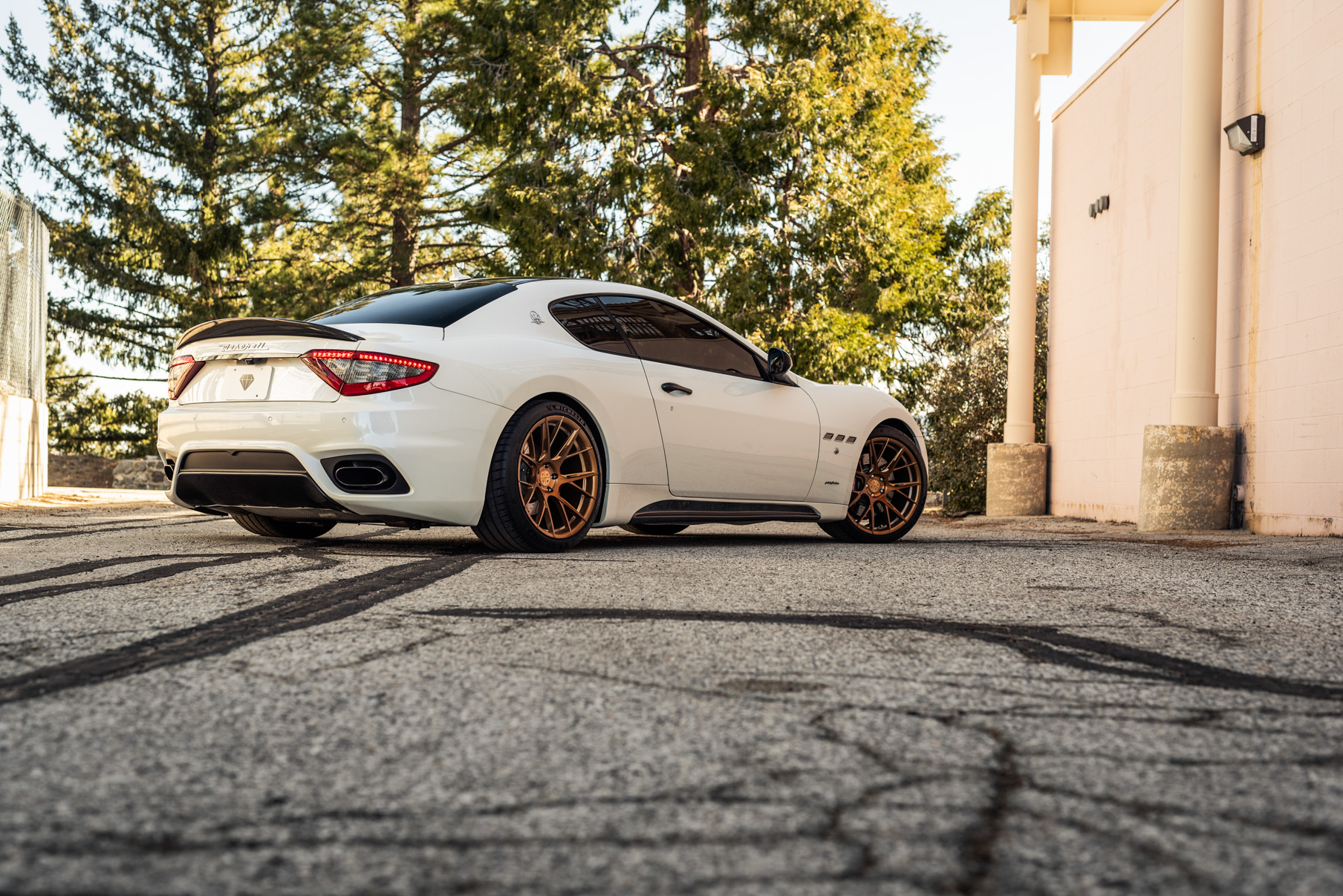 A 2019 Maserati GT on 22 Inch Blaque Diamond BD-F18 Bronze Wheels