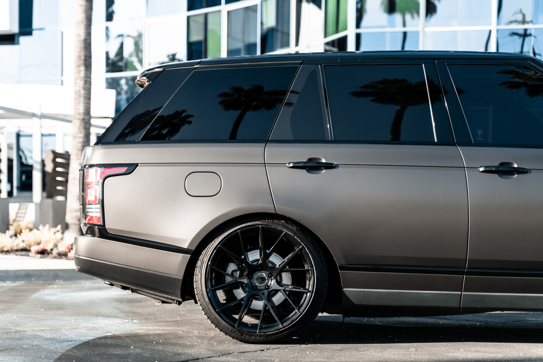 A 2016 Range Rover on 22 Inch Blaque Diamond BD-F18 Gloss Black Wheels