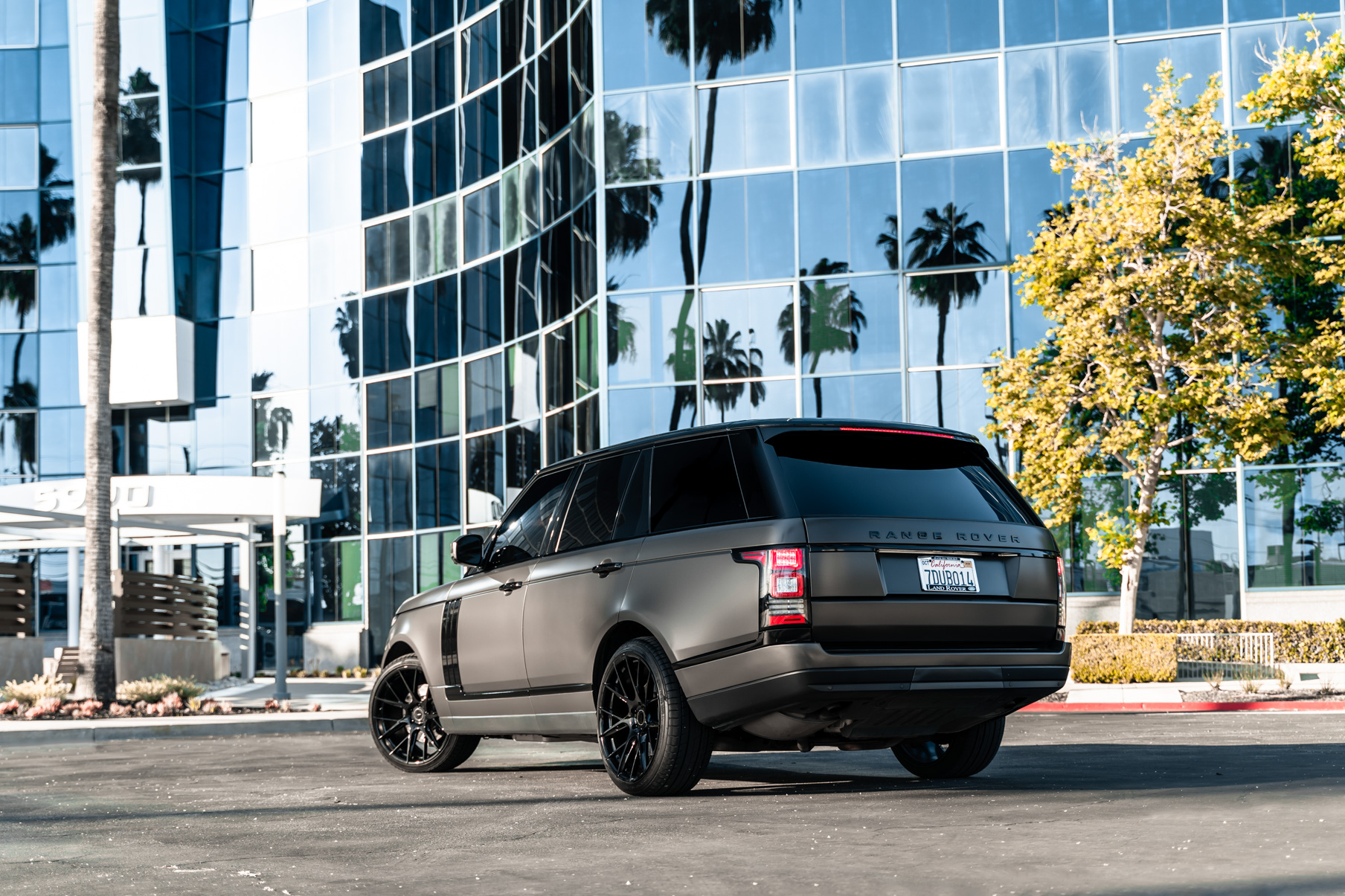 A 2016 Range Rover on 22 Inch Blaque Diamond BD-F18 Gloss Black Wheels