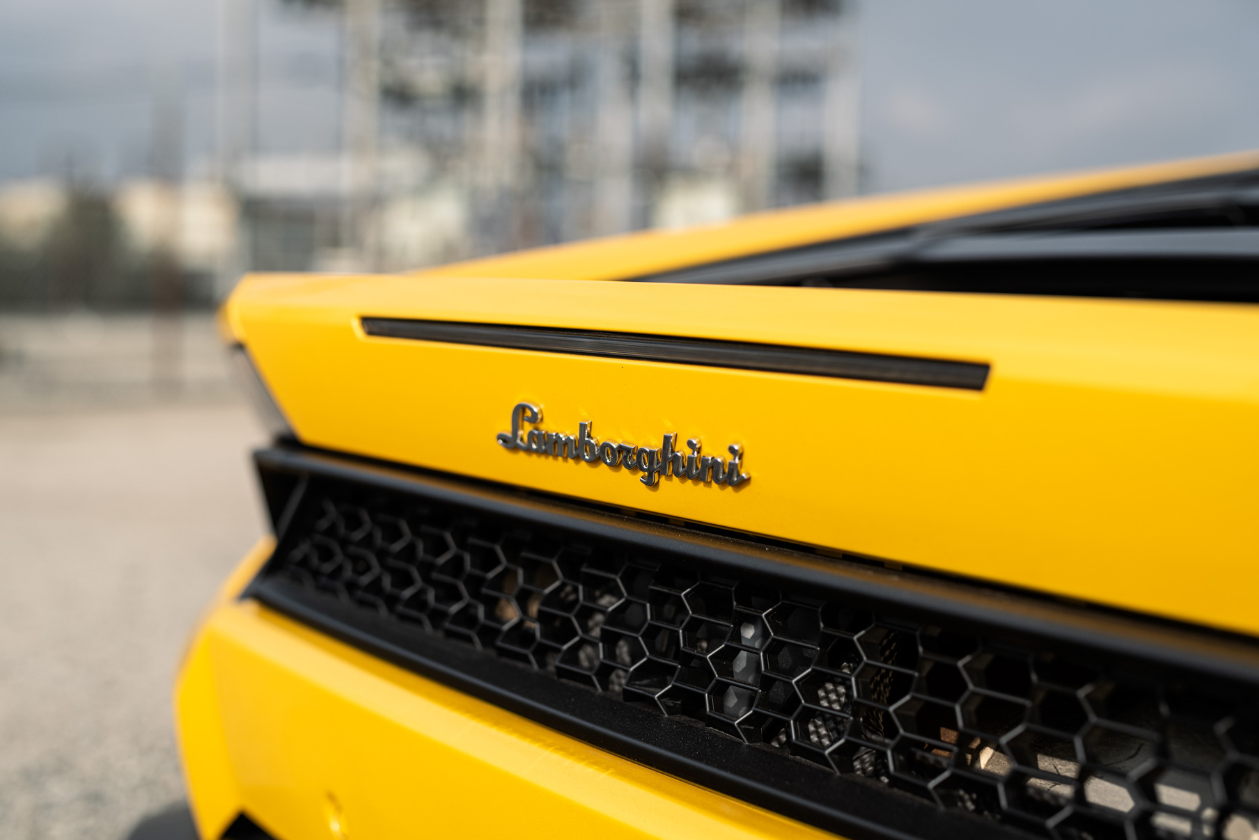 A 2017 Huracan on Blaque Diamond BD-F18 on Gloss Black Wheels