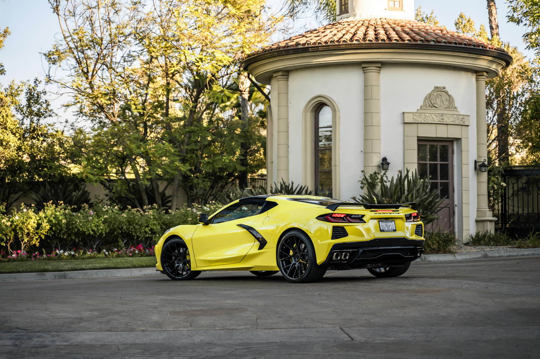 2020_Chevrolet_Corvette_C8_Blaque_Diamond_Wheels_BDF18_20_inch_Gloss_Black (6)