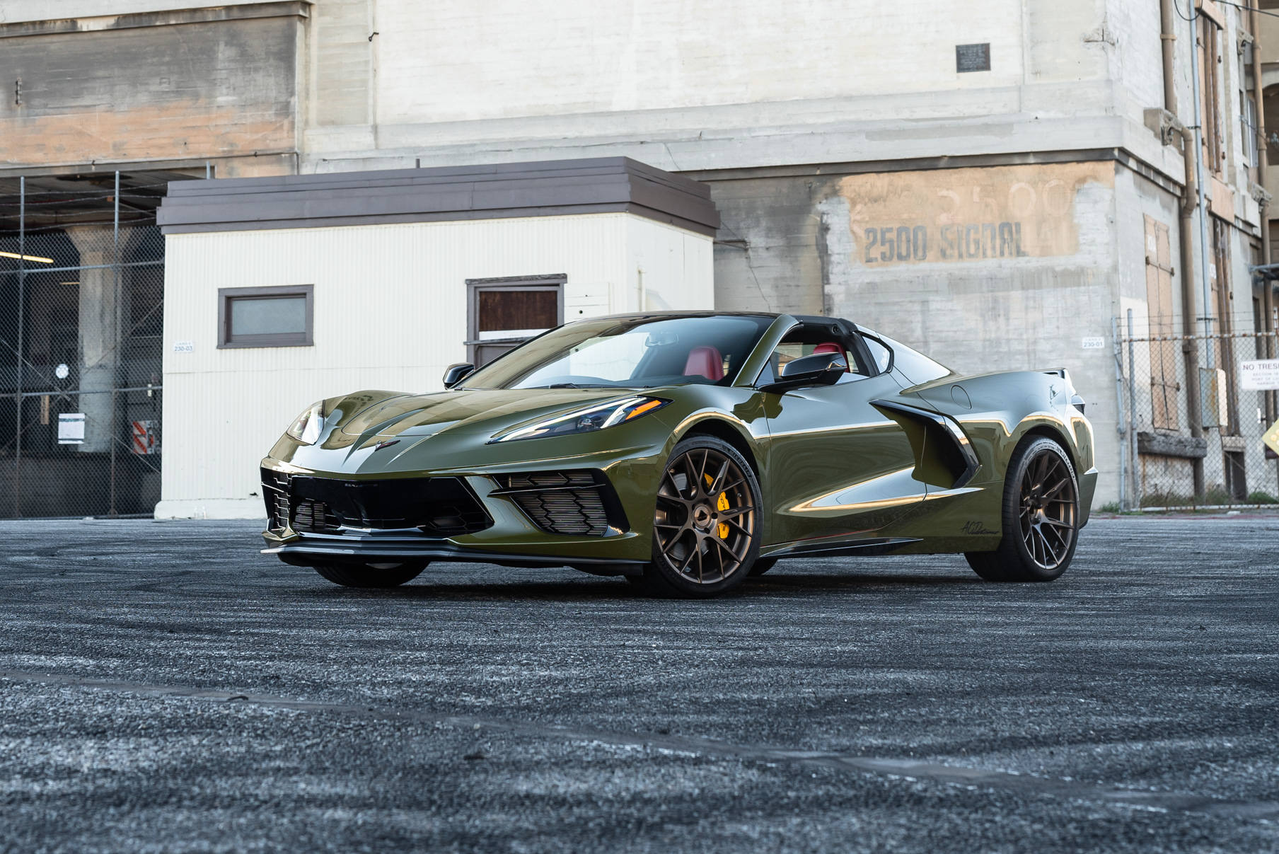 2020_Chevrolet_Corvette_C8_Blaque_Diamond_wheels_BDF18_19_inch_Brushed_Bronze_8