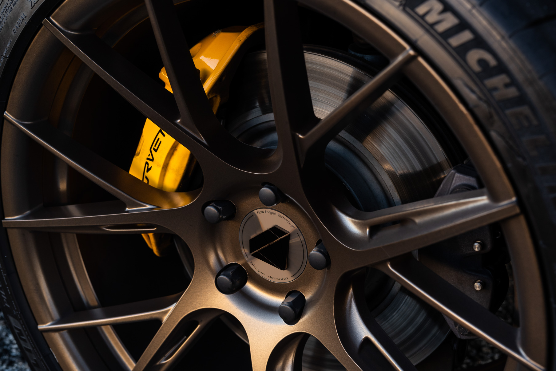 2020_Chevrolet_Corvette_C8_Blaque_Diamond_wheels_BDF18_19_inch_Brushed_Bronze_11