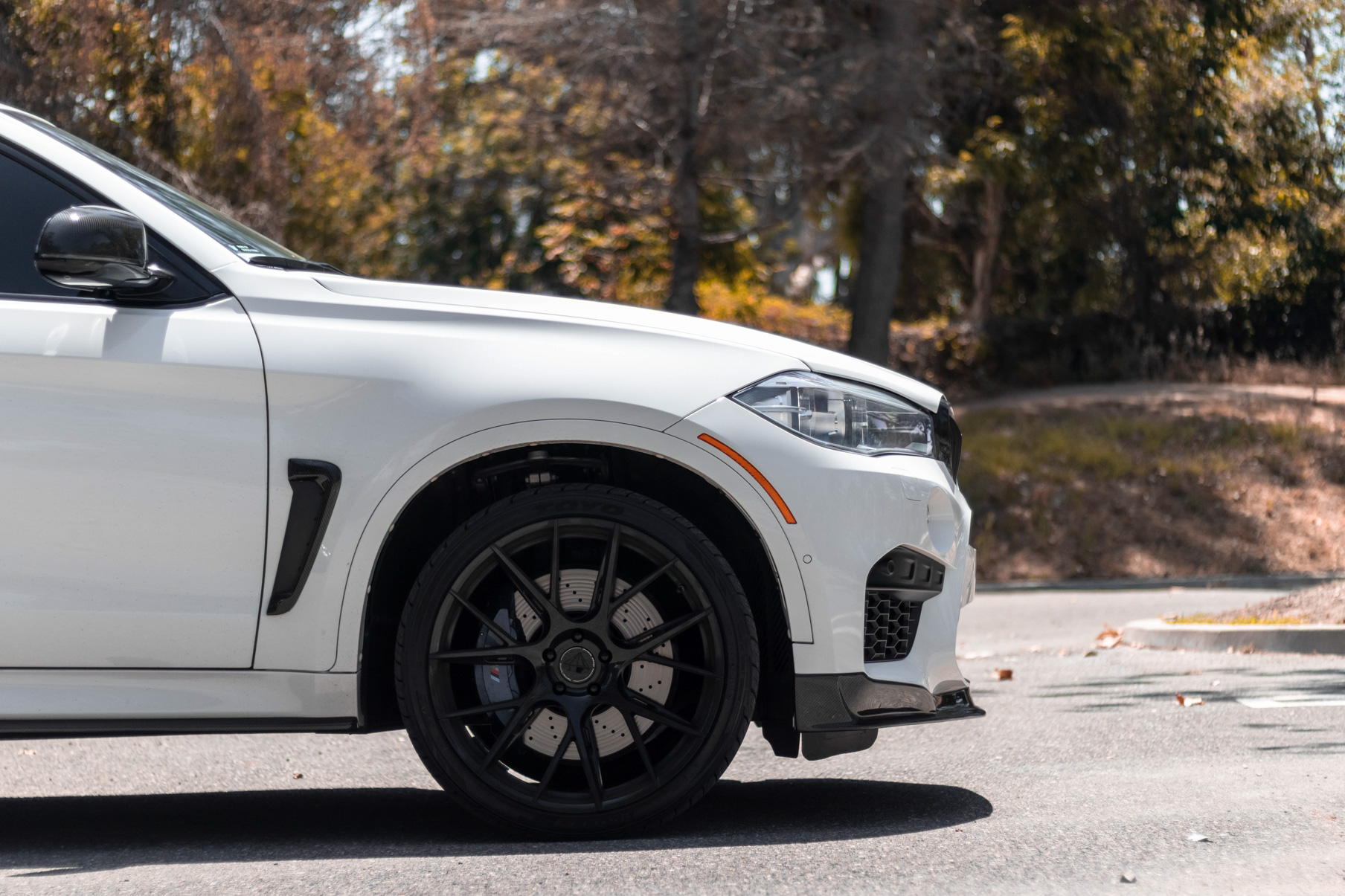 A 2018 BMW X6M on 22 Inch Blaque Diamond BD-F18 Gloss Black Wheels