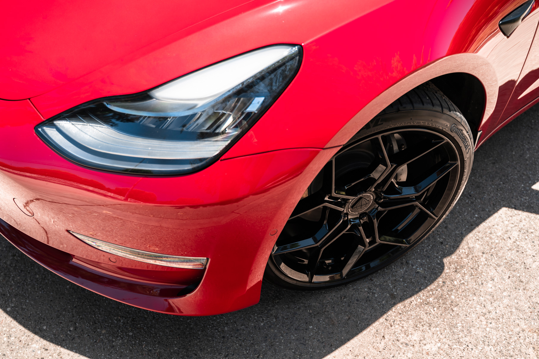 A 2019 Tesla Model 3 on Blaque Diamond BD-F25 Gloss Black Wheels