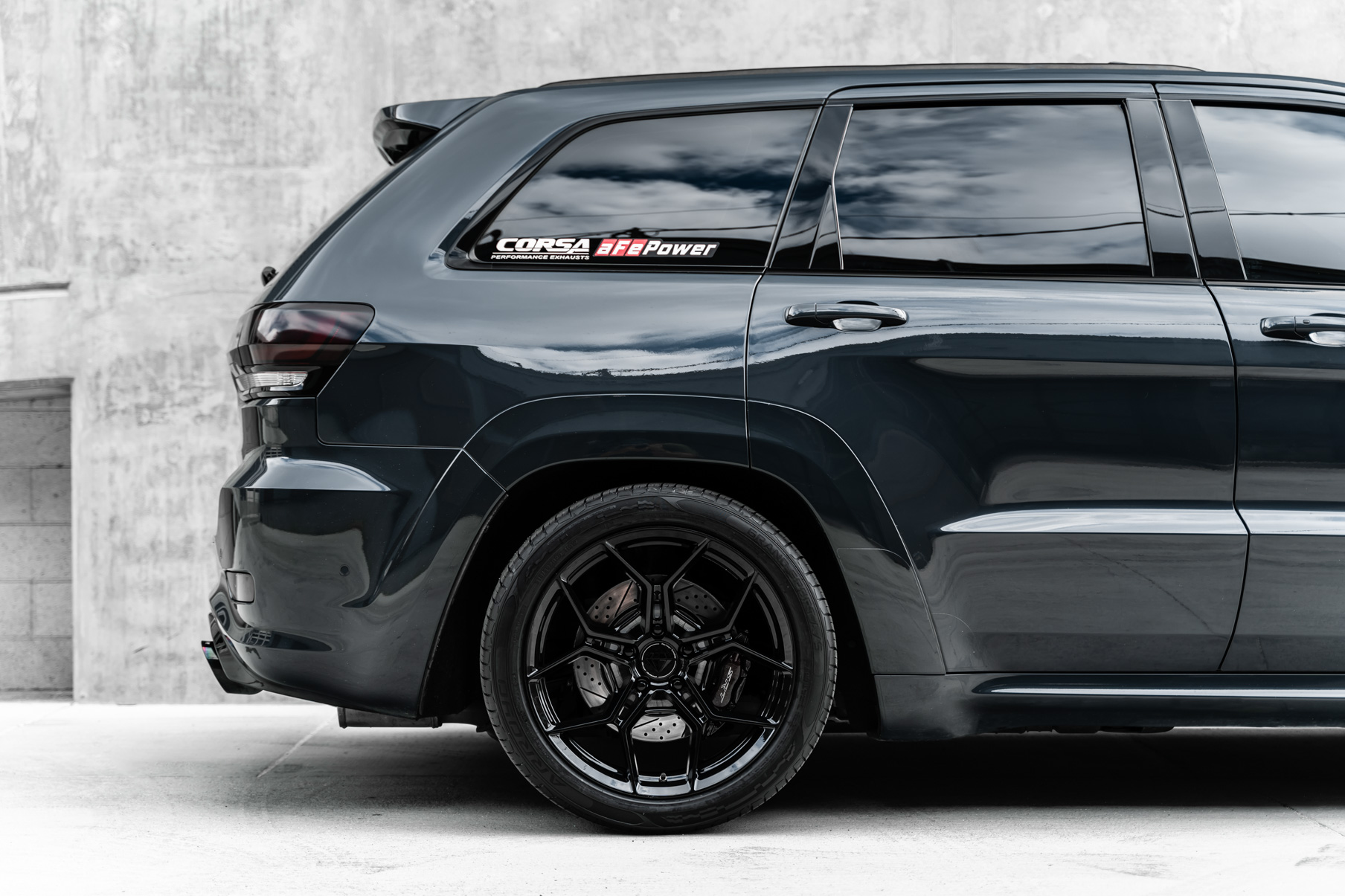 A 2018 Jeep SRT 8 on 20 Inch Blaque Diamond BD-F25 Gloss Black Wheels
