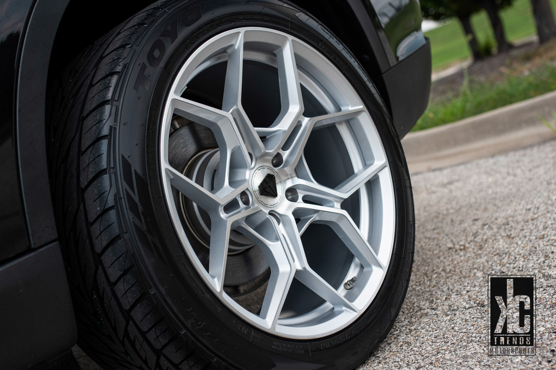 A 2015 BMW X5 on 20 Inch Blaque Diamond BD-F25 Brushed Silver Wheels