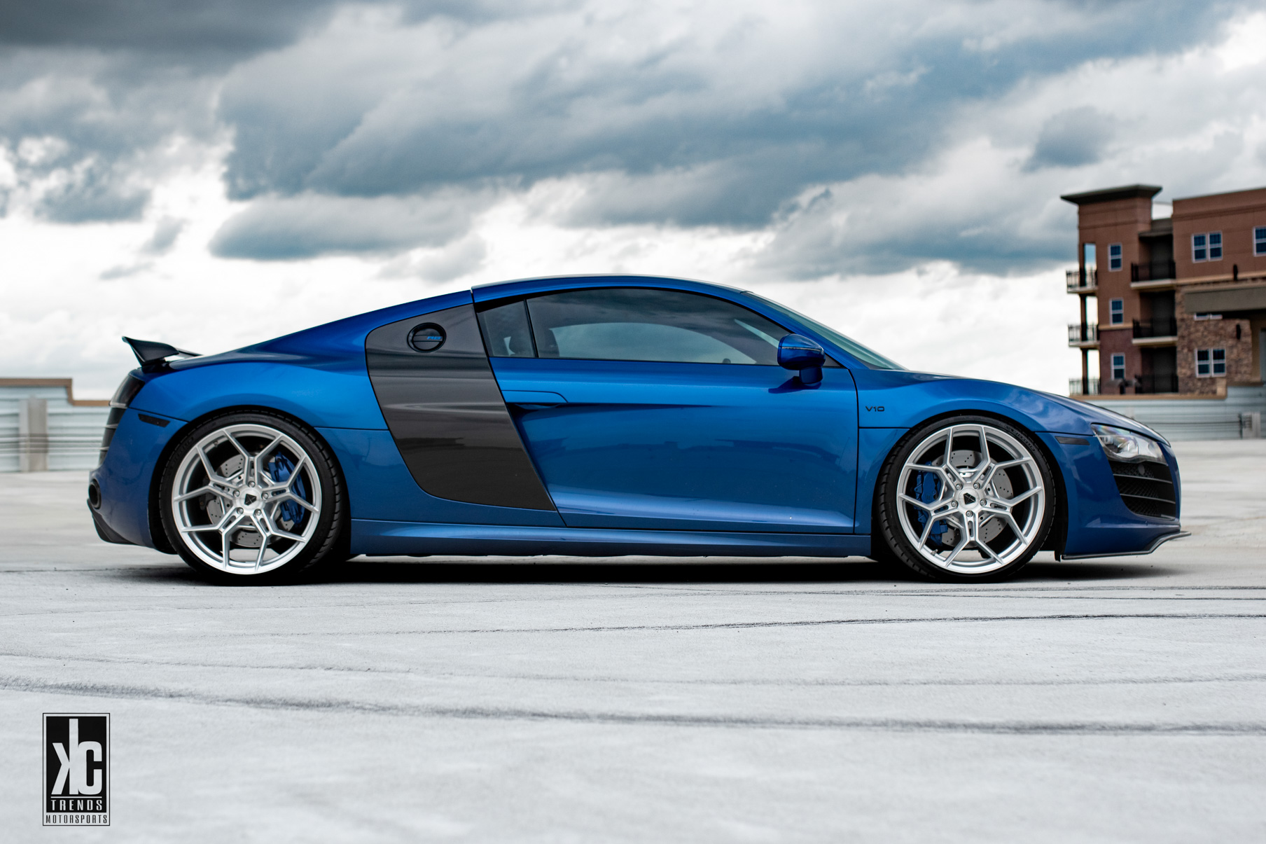 A 2010 Audi R8 V10 on Blaque Diamond BD-F25 Brushed Silver Wheels