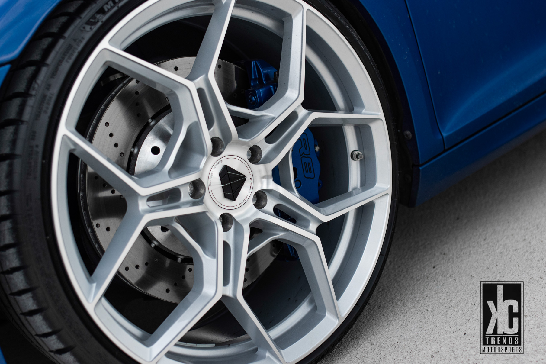 A 2010 Audi R8 V10 on Blaque Diamond BD-F25 Brushed Silver Wheels