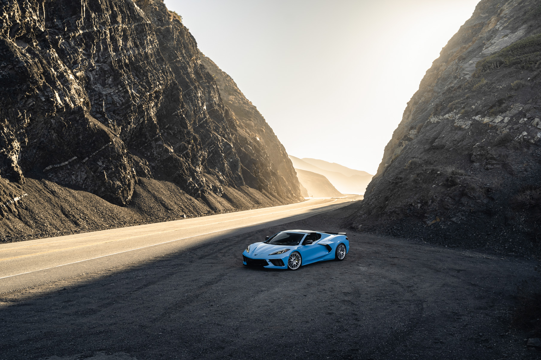 2020 Rapid Blue Corvette C8 on Blaque Diamond BD-F12: C8 Aftermarket Wheels