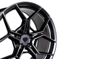 Blaque Diamond BD-F25 Custom Finish Satin Black Flow Forged Series Wheel Product Photo