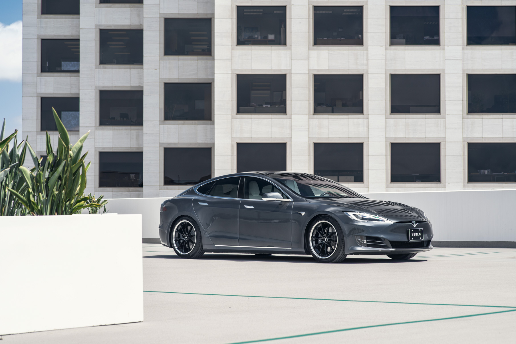 A 2017 Tesla Model S 100D on Blaque Diamond BD-23 20 Inch Gloss Black Wheels