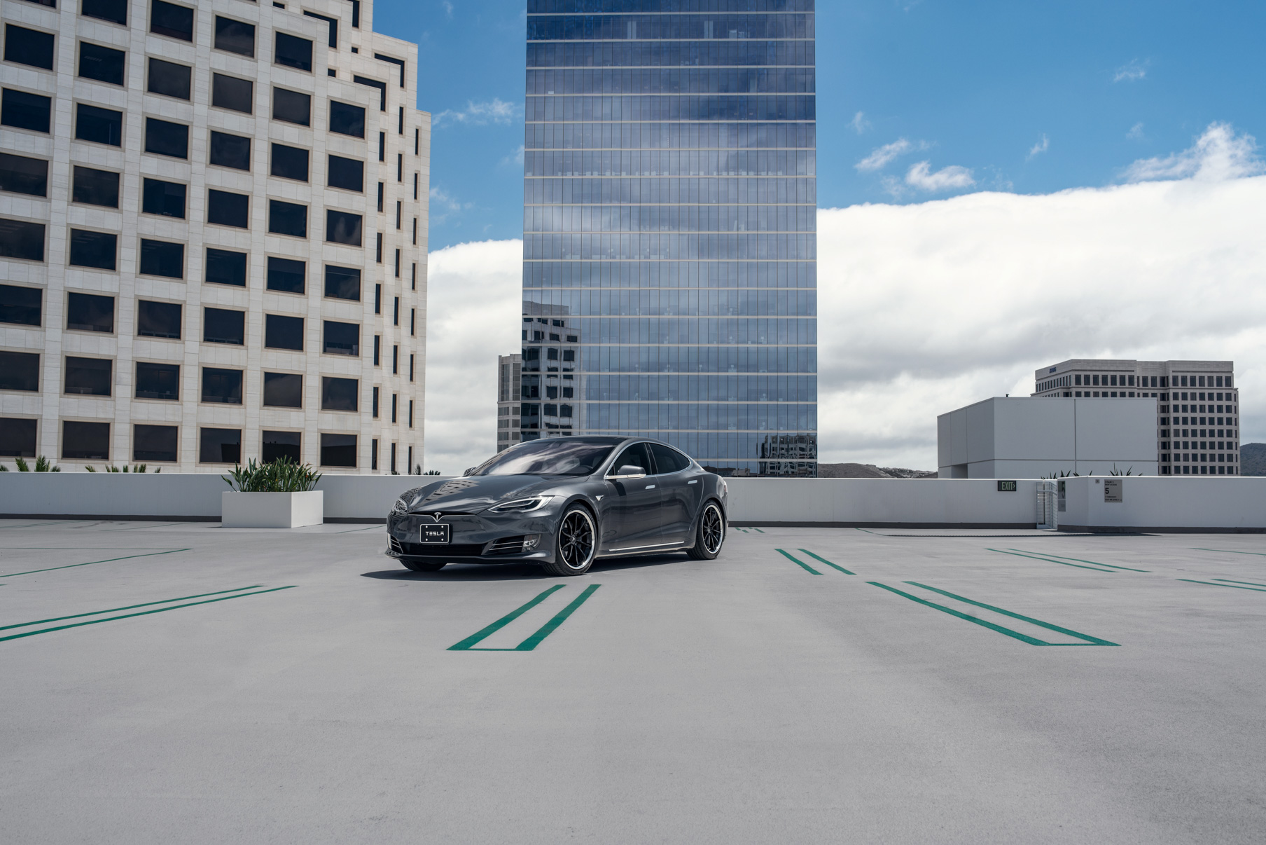A 2017 Tesla Model S 100D on Blaque Diamond BD-23 20 Inch Gloss Black Wheels