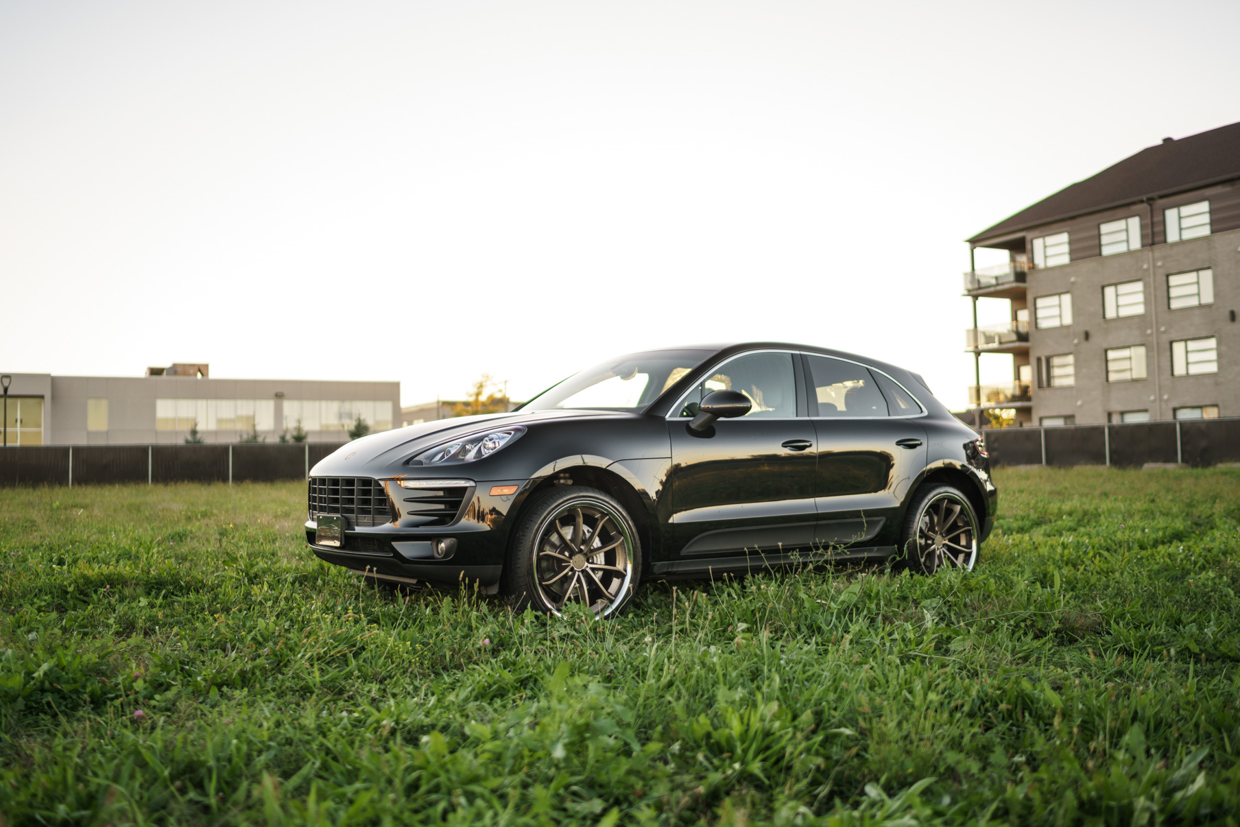 A 2017 Porsche Macan S on Blaque Diamond BD-23 Bronze Wheels
