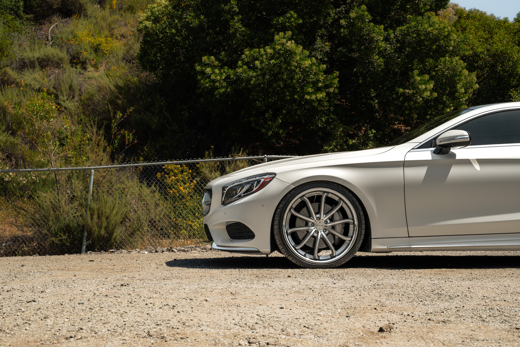 A 2015 Mercedes-Benz S550 on Blaque Diamond BD-F23 Gloss Silver with Chrome Lip Wheels