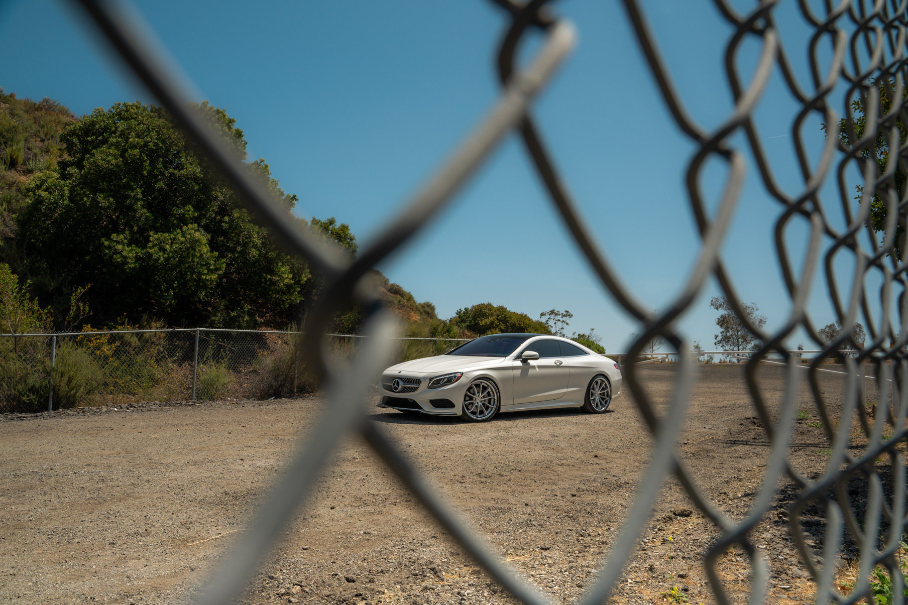 A 2015 Mercedes-Benz S550 on Blaque Diamond BD-F23 Gloss Silver with Chrome Lip Wheels