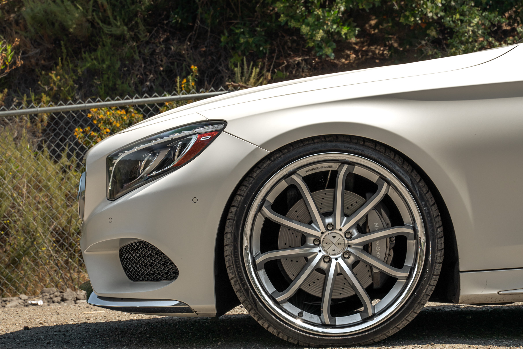 A 2015 Mercedes-Benz S550 on Blaque Diamond BD-F23 Gloss Silver with Chrome Lip Wheels