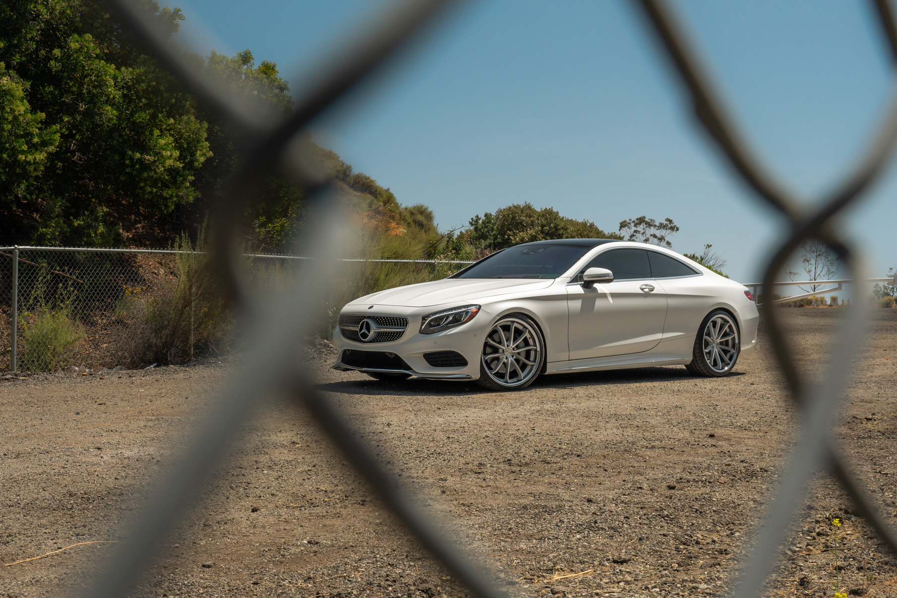 A 2015 Mercedes-Benz S550 on Blaque Diamond BD-F23 Gloss Silver with Chrome Lip Wheels