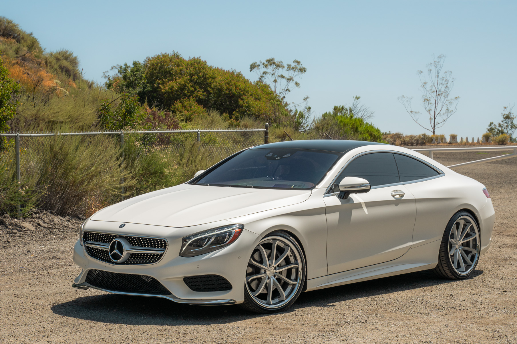 A 2015 Mercedes-Benz S550 on Blaque Diamond BD-F23 Gloss Silver with Chrome Lip Wheels