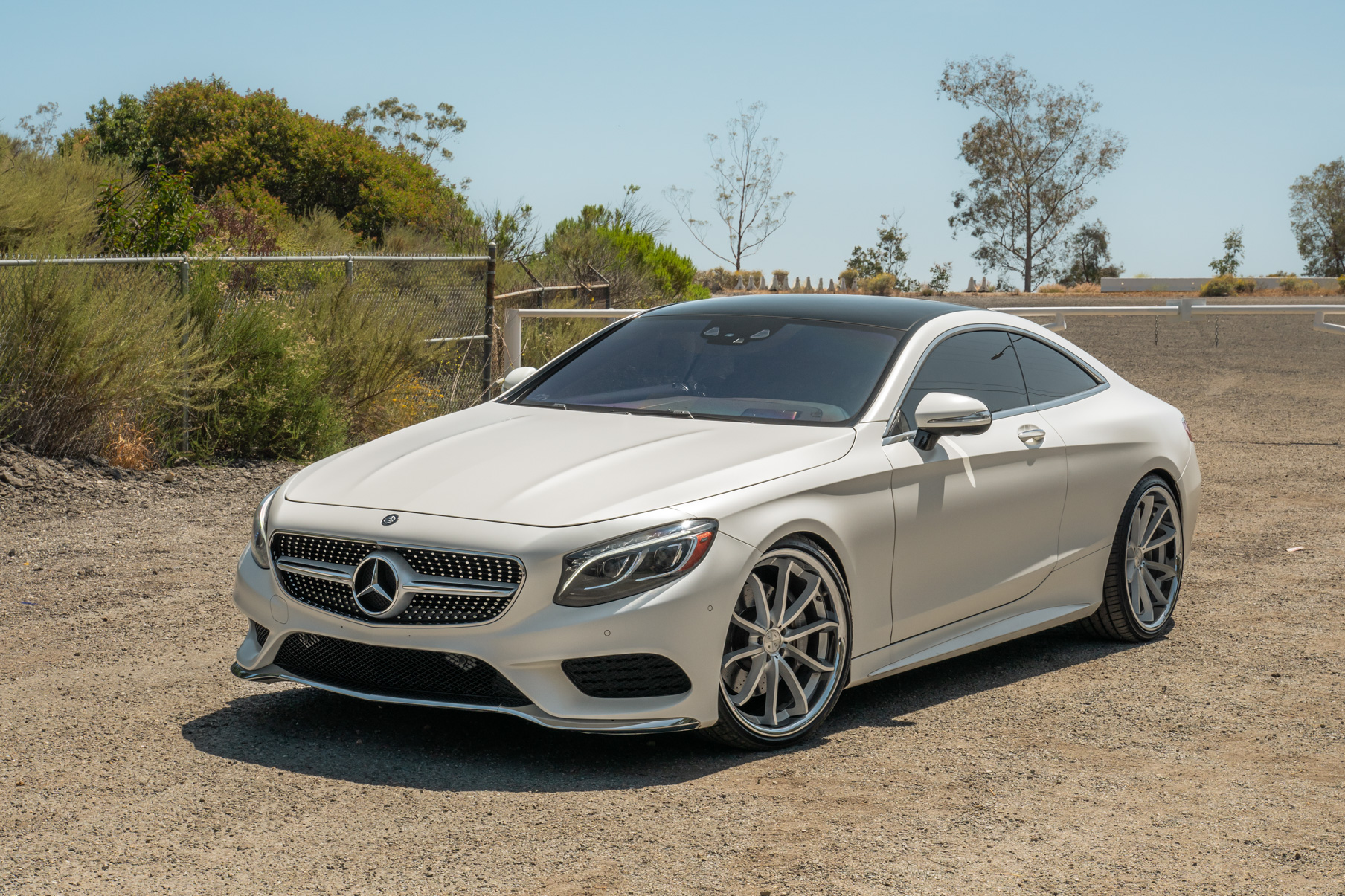 A 2015 Mercedes-Benz S550 on Blaque Diamond BD-F23 Gloss Silver with Chrome Lip Wheels