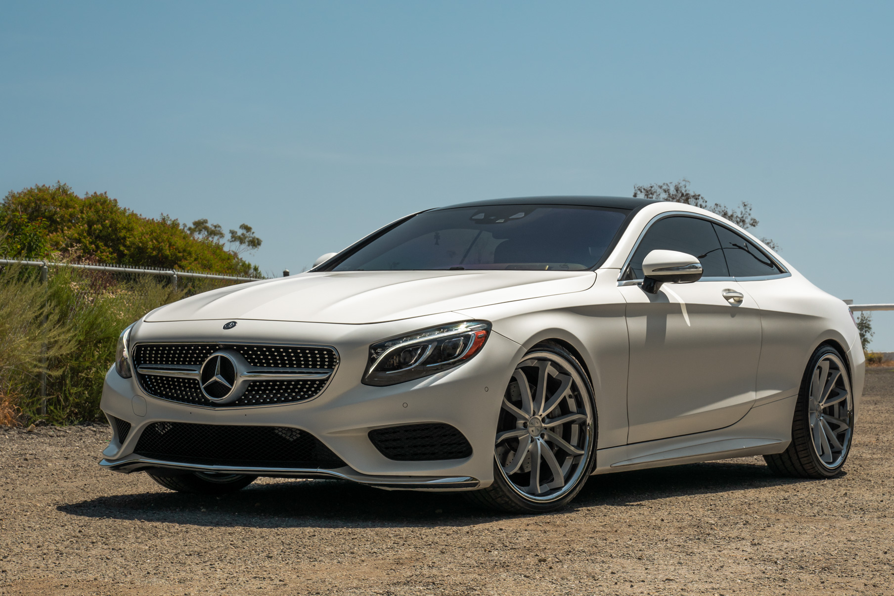 A 2015 Mercedes-Benz S550 on Blaque Diamond BD-F23 Gloss Silver with Chrome Lip Wheels