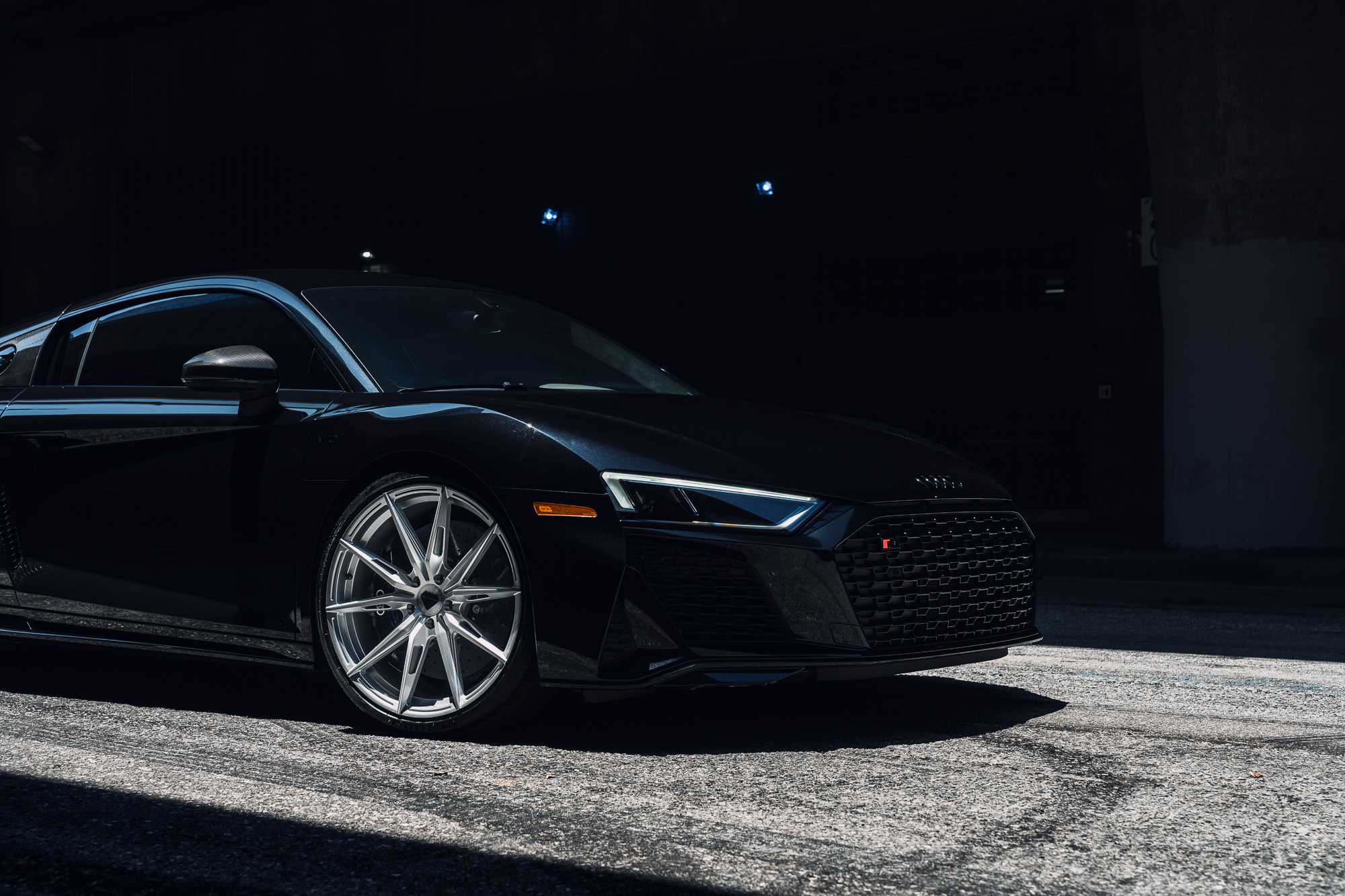 A 2020 Audi R8 on Blaque Diamond BD-F29 Brushed Silver Wheels