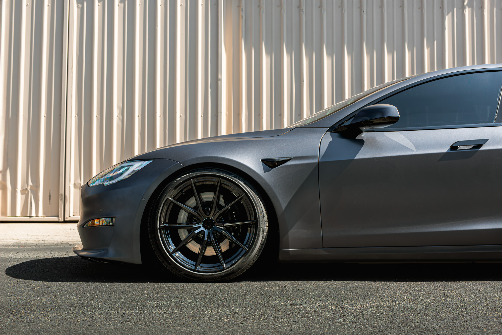 2022 Tesla Model S Plaid with Blaque Diamond BD-F29 Gloss Black Wheels