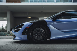 A 2018 McLaren 720s on Gloss Black BD-F29 Aftermarket Wheels
