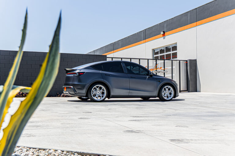 model y wheels